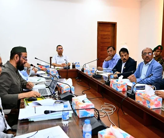 ঢাকার চারপাশে নৌপথ সচল নদী দূষণমুক্ত করার নির্দেশ প্রধানমন্ত্রীর